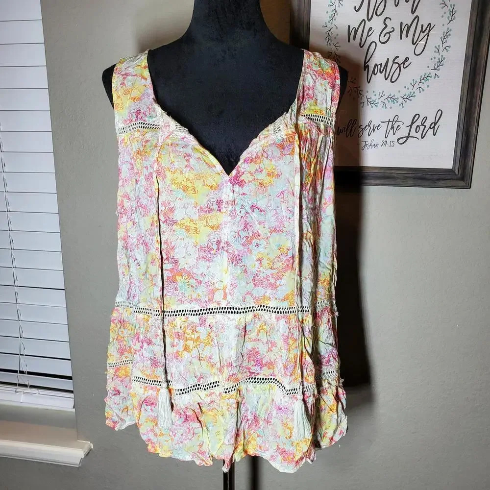 Cupio Blush Sleeveless Floral Women's Blouse Size Large